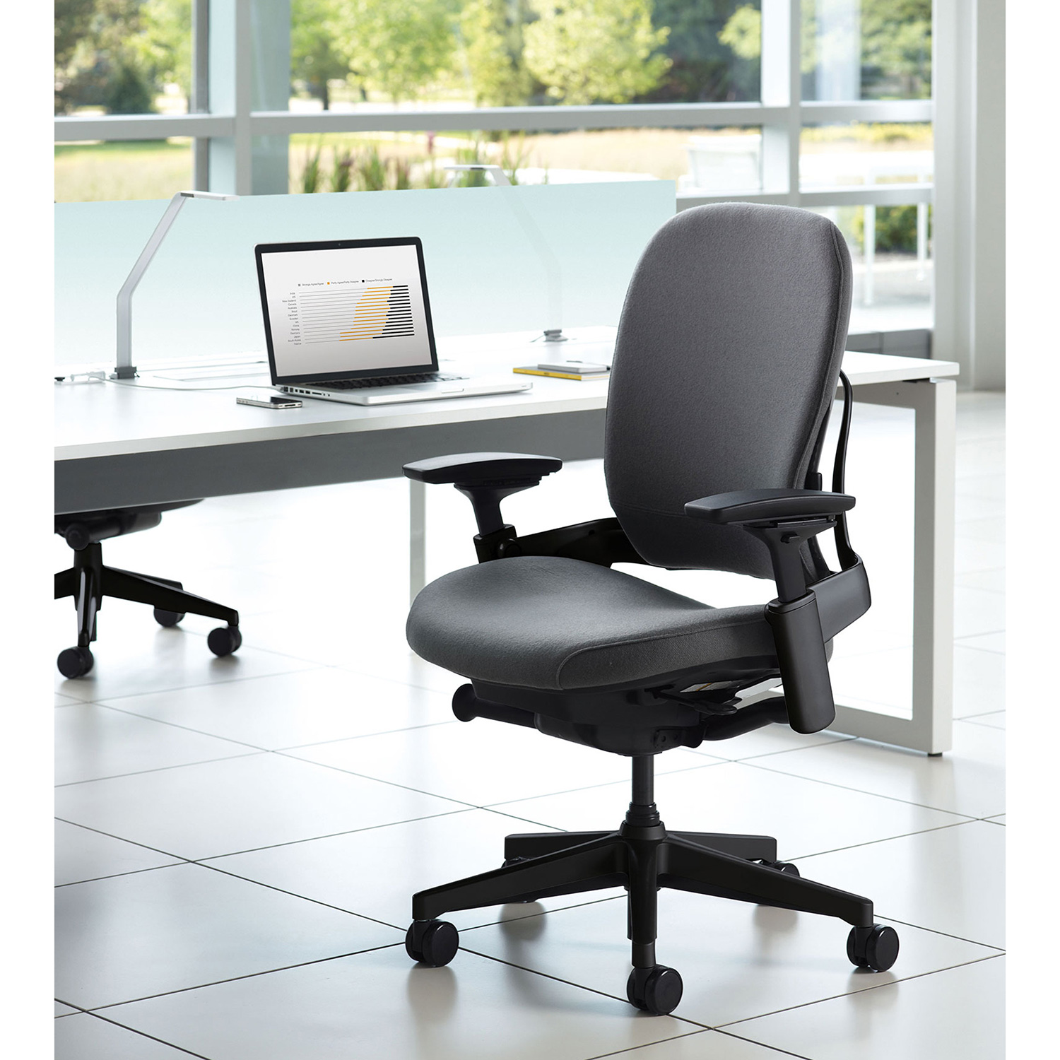 Steelcase Leap V2 Plus Schwerlaststuhl extra breit bis 230 kg