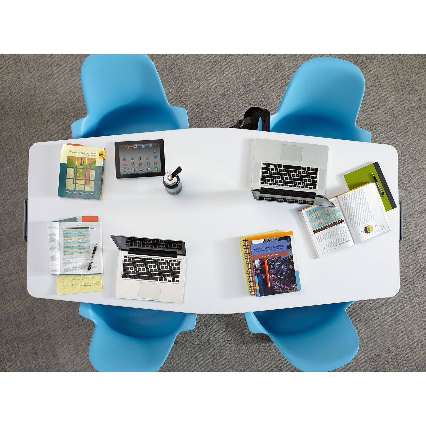 Steelcase VERB Studenten- und Seminartisch rechteckig, 750 x 700 mm Steelcase VERB Studenten- und Seminartisch rechteckig, 750 x 700 mm