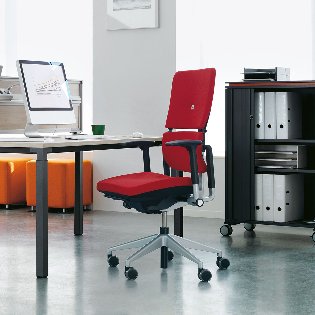 Steelcase PLEASE Bürostuhl mit Armlehnen Aktionsmodell Steelcase PLEASE Bürostuhl mit Armlehnen Aktionsmodell