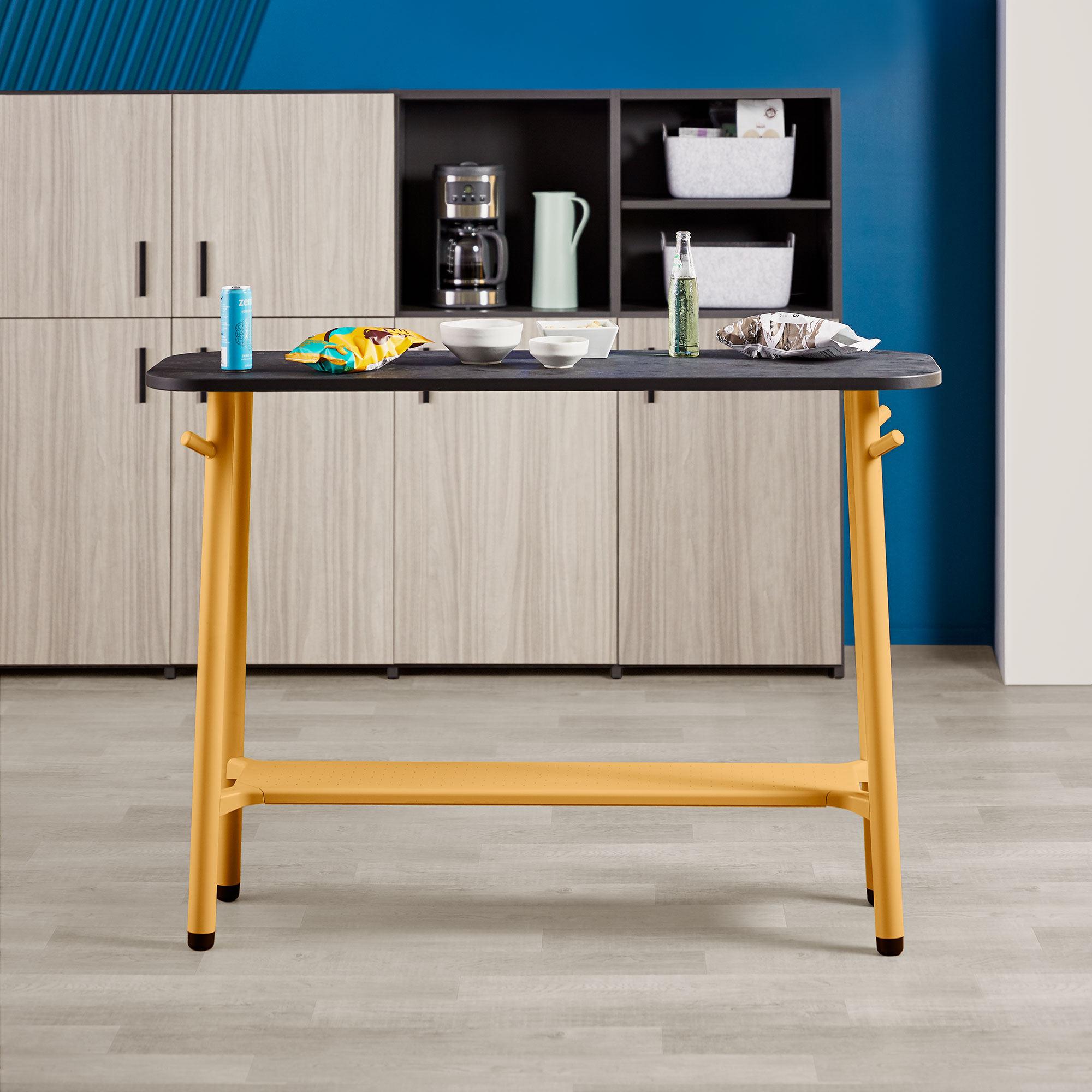 Steelcase Flex Collection Stehtisch mit Rollen, konfigurierbar Steelcase Flex Collection Stehtisch mit Rollen, konfigurierbar