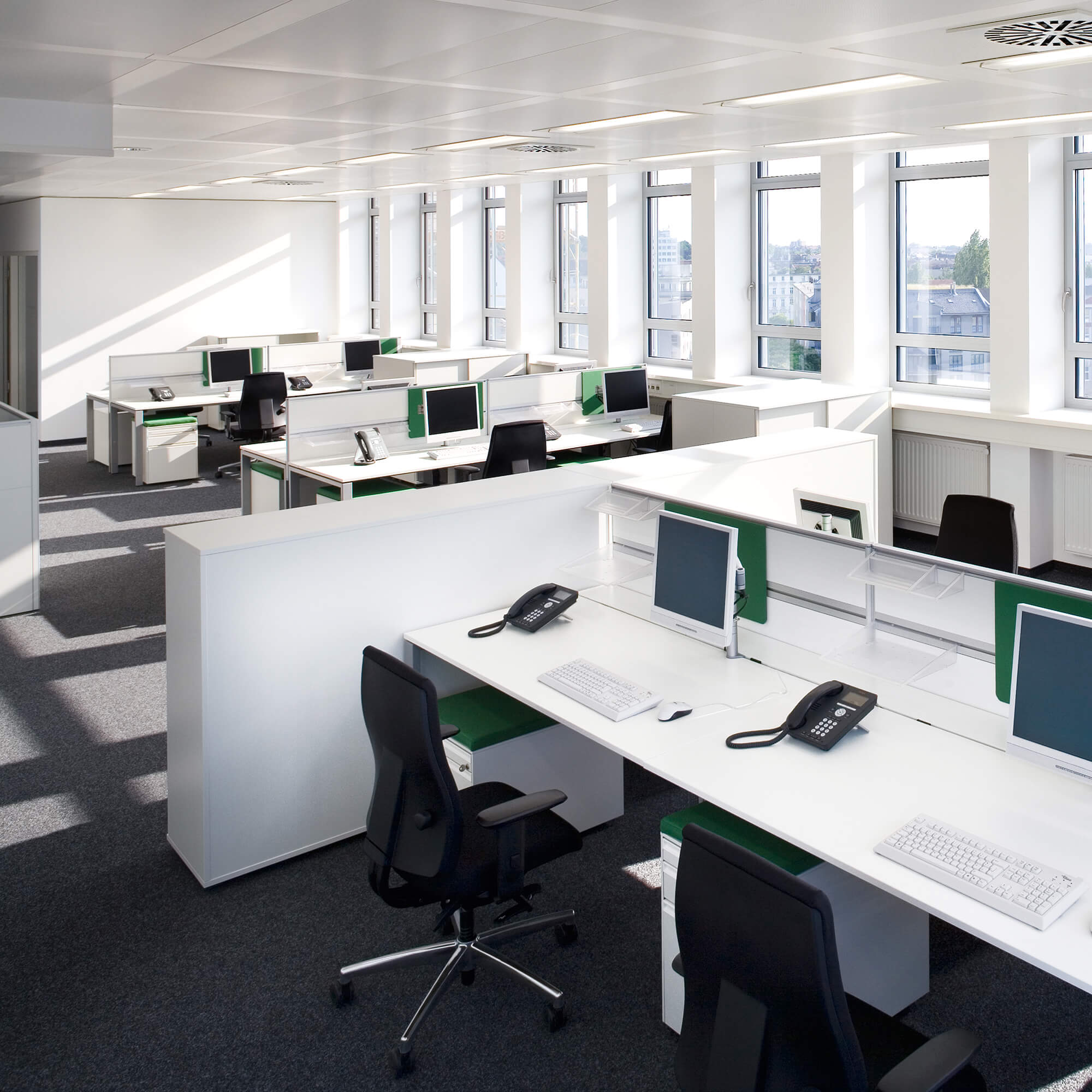 Interstuhl GOAL 322G Bürostuhl mit hoher Rückenlehne und Nackenstütze Interstuhl GOAL 322G Bürostuhl mit hoher Rückenlehne und Nackenstütze