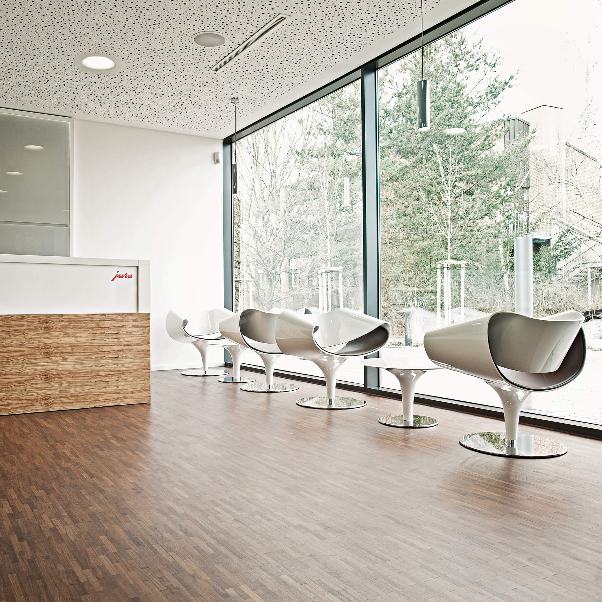 ZÜCO Perillo PE 0837 Loungesessel mit Vollpolsterung und Tellerfuß ZÜCO Perillo PE 0837 Loungesessel mit Vollpolsterung und Tellerfuß