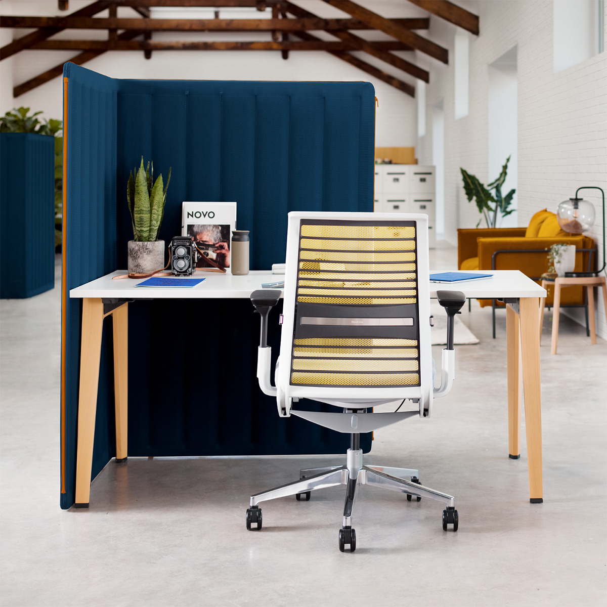 Steelcase THINK ergonomischer Arbeitsstuhl mit Netzrücken