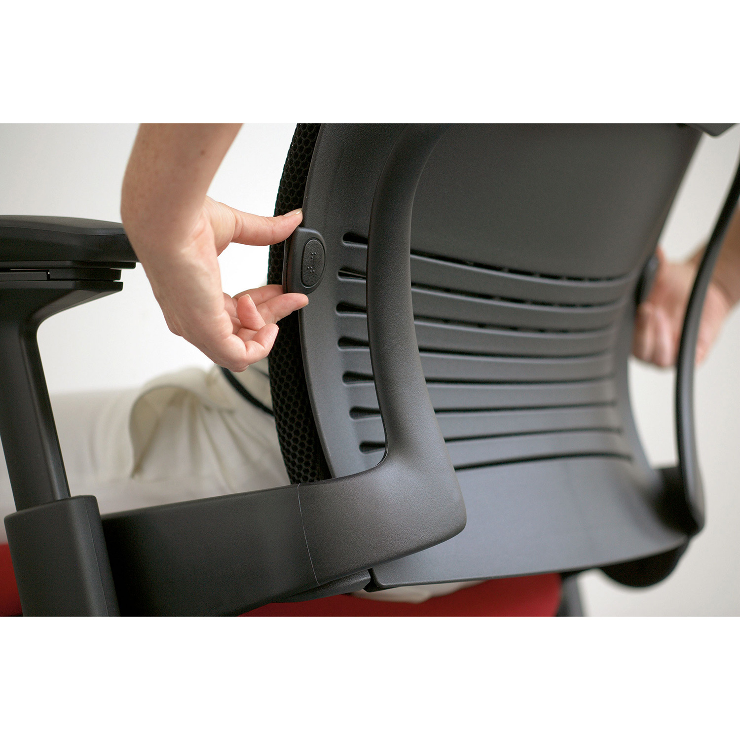 Steelcase Leap V2 24/7 Leitwartenstuhl für den Dauereinsatz mit Bezugsstoff Fame Steelcase Leap V2 24/7 Leitwartenstuhl für den Dauereinsatz mit Bezugsstoff Fame