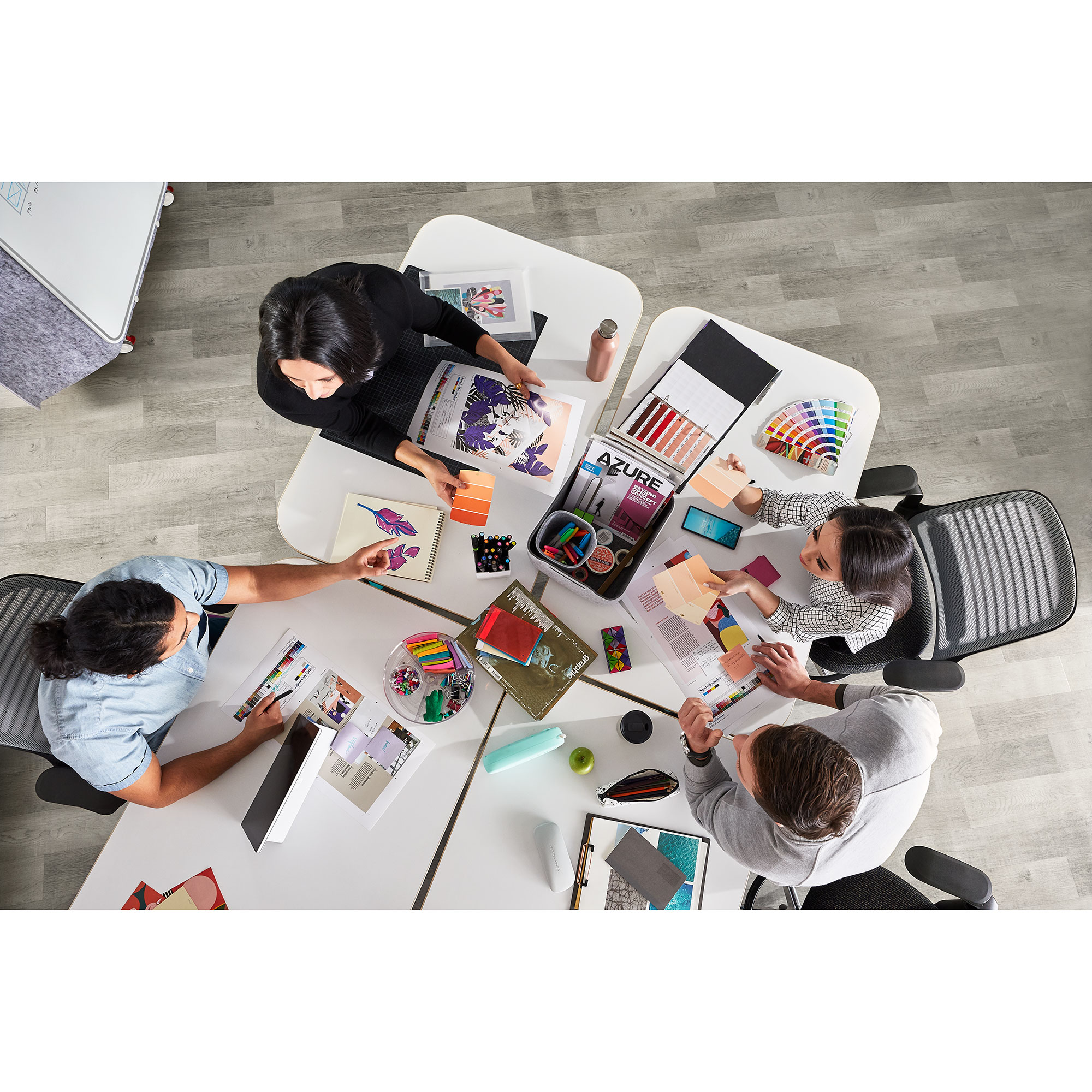 Steelcase Flex Collection Schreibtisch auf Rollen, einfach zu bewegen Steelcase Flex Collection Schreibtisch auf Rollen, einfach zu bewegen
