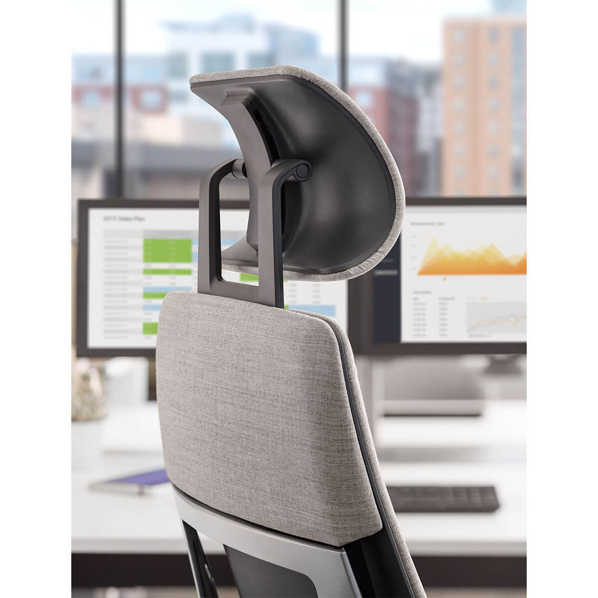 Steelcase GESTURE Arbeitsstuhl mit Kopfstütze und Stofftop Steelcase GESTURE Arbeitsstuhl mit Kopfstütze und Stofftop