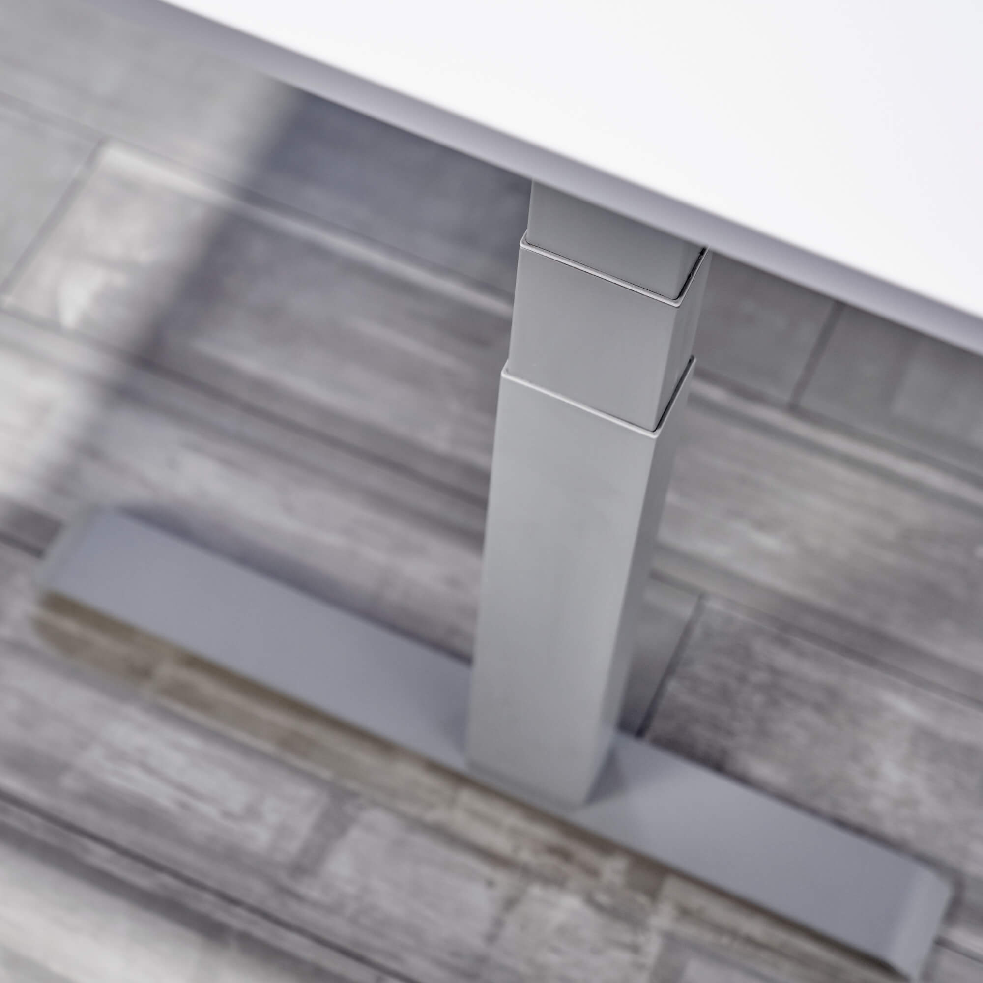 Elektrisch höhenverstellbarer Schreibtisch LIFT.UP Basic 2 - 120x80 cm mit Memory-Funktion Elektrisch höhenverstellbarer Schreibtisch LIFT.UP Basic 2 - 120x80 cm mit Memory-Funktion